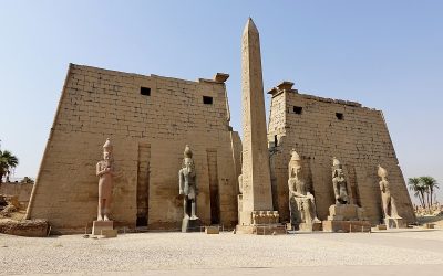 Luxor-Tempel_Pylon_08